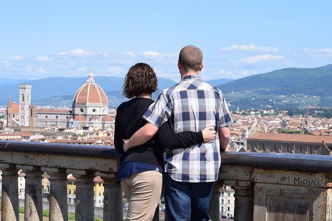 Florence & Pisa with Nicola Scovenna - Pisa and the Leaning Tower in 45 minutes