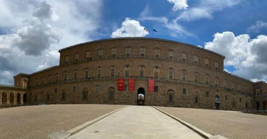 Florence: Pitti Palace and Boboli Gardens Private Tour - Why Pitti Palace feels different from Florence’s other great museums