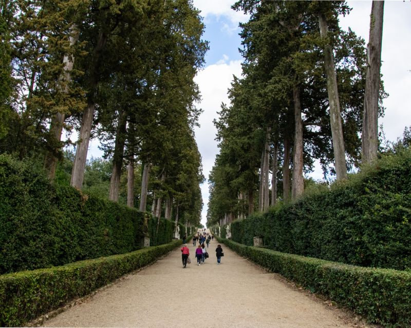 Florence: Pitti Palace and Boboli Gardens Walking Tour - What the guides add