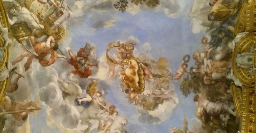 Florence: Pitti Palace and Palatina Gallery Ticket and Tour - Why Pitti Palace feels different from the Uffizi