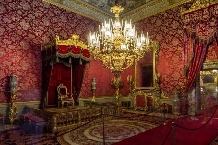 Florence: Pitti Palace Small Group Tour - Who should book this Pitti Palace tour?