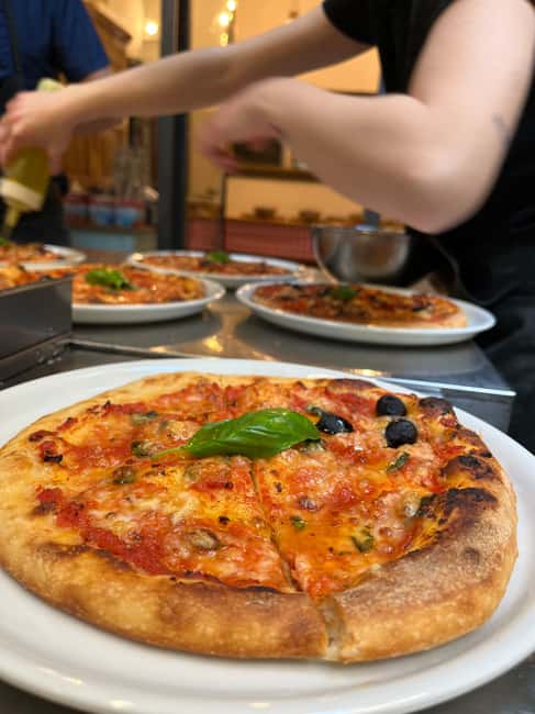 Florence: Pizza and Gelato Cooking Class - Making two gelato flavors with fresh ingredients
