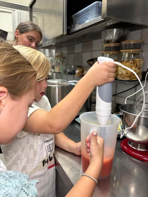 Florence: Pizza and Gelato Cooking Class - The teaching style: practical, cheerful, and personal