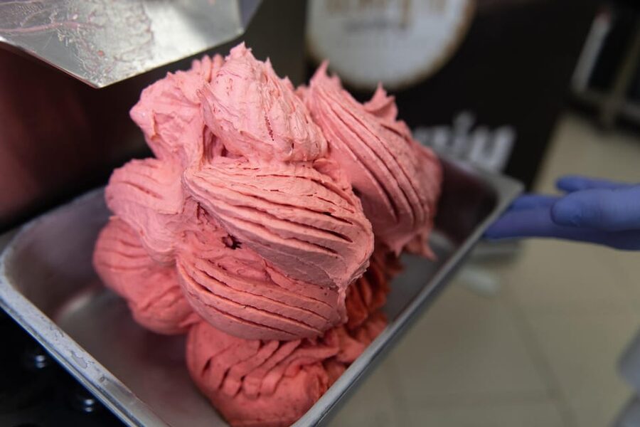 Florence: Pizza and Gelato Experience with Unlimited Wine - Gelato, with a small limit on the hands-on work