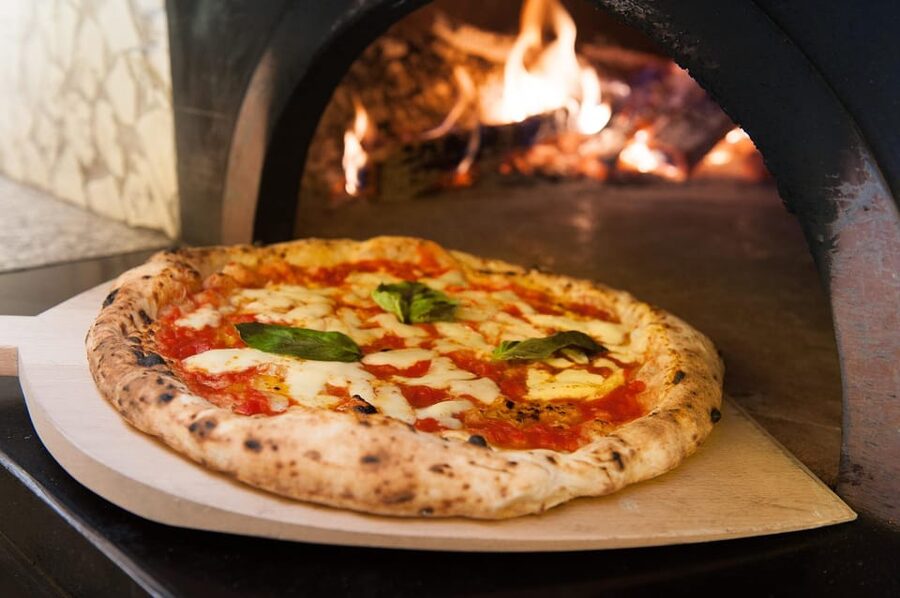 Florence: Pizza and Gelato Experience with Unlimited Wine - What the three hours feel like
