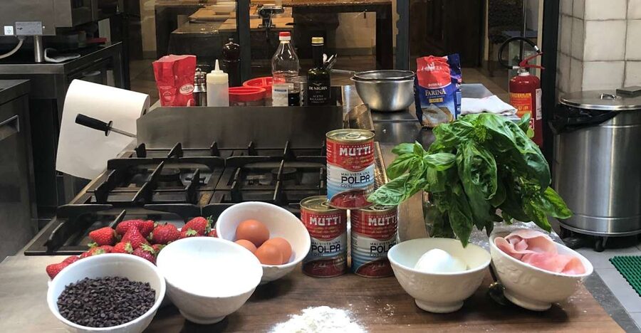 Florence: Pizza and Gelato Family-Friendly Cooking Class - Key points at a glance