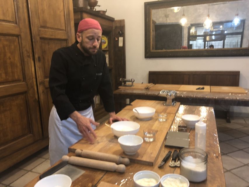 Florence: Pizza and Gelato Family-Friendly Cooking Class - Starting with pizza dough and local technique