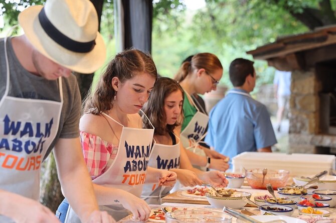 Florence Pizza or Pasta Class with Gelato Making at a Tuscan Farm - Choose pizza or three fresh pastas