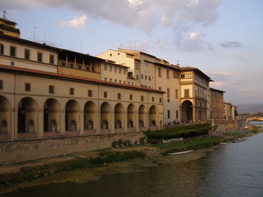 Florence: Ponte Vecchio Rafting Experience with Aperitif - San Niccolò and the first 90 minutes