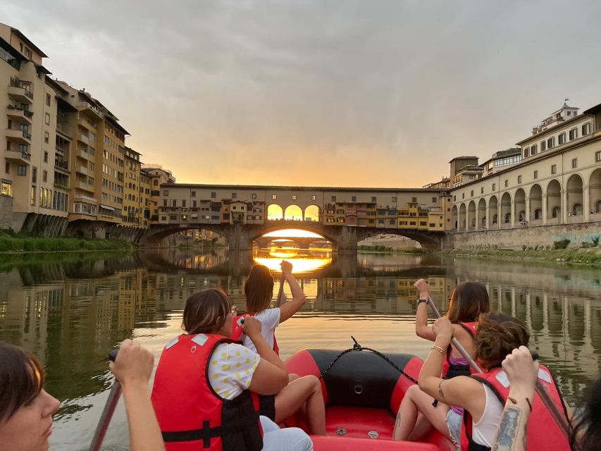 Florence: Pontevecchio Bridge and City Sights Rafting Cruise - Paddling past four Florence bridges