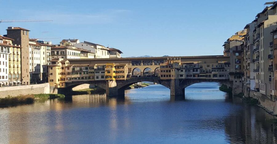 Florence: Private 4-Hour Walking Tour with Eugenia Gasheeva - From Piazza della Repubblica into medieval Florence