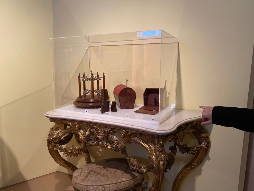 Florence: Private Astronomical Tour of the Museo Galileo - The scientific collection beyond Galileo