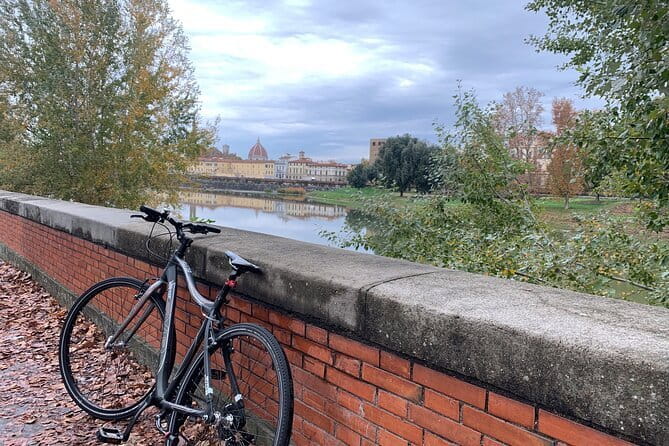 Florence: Private Bike Tour - Along the Arno and toward the city’s great views