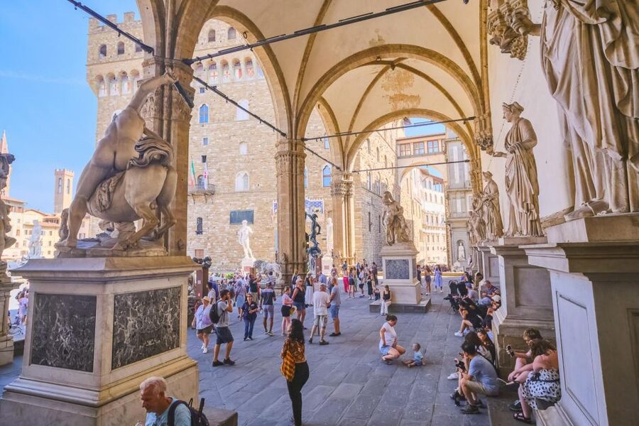 Florence: Private Guided Walking Tour - Starting in Florence’s medieval district