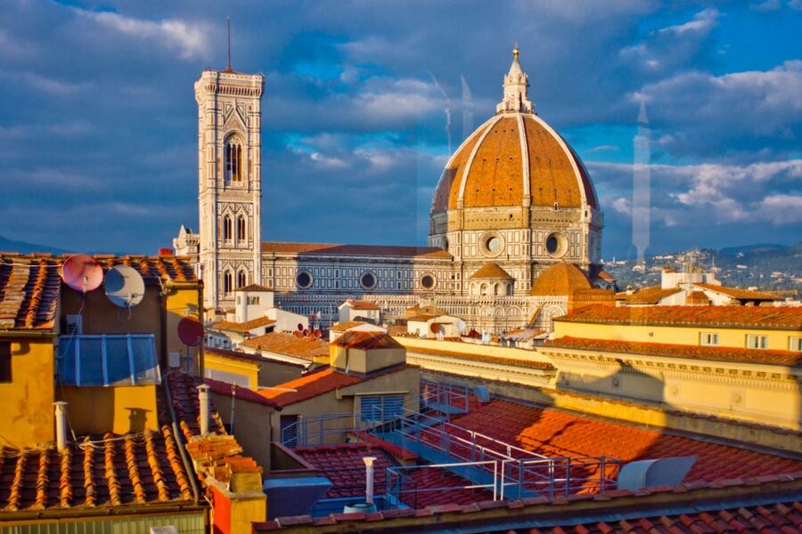 Florence: Private Photo Walking Tour - Piazza della Repubblica is a useful starting point