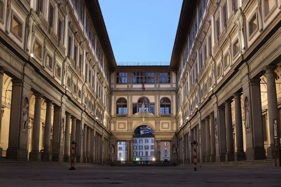 Florence: Private Uffizi Gallery Discovery Tour with Ticket - The Vasari Corridor view after the museum