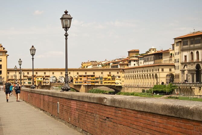 Florence Renaissance walking tour - Reaching Piazza del Duomo
