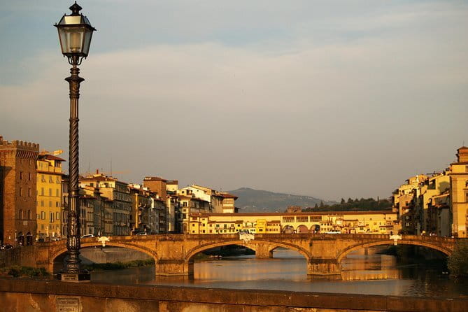 Florence River Cruise on a Traditional Barchetto - Why the Arno gives Florence a different face