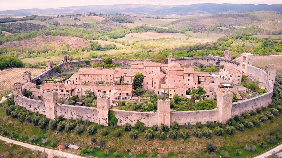 Florence: S. Gimignano, Siena, Chianti & Wine Tasting Lunch - Who will get the most from this tour?