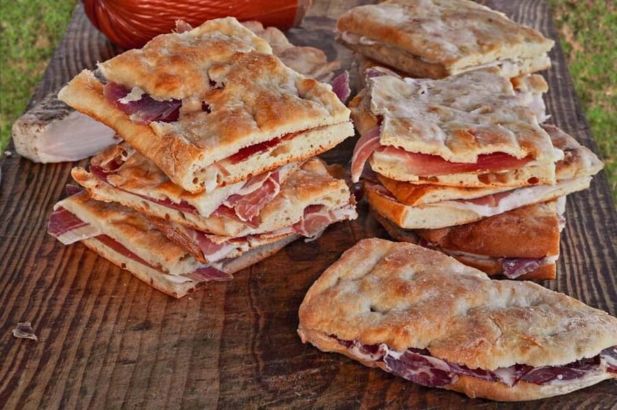 Florence’s Ultimate Food Tour: Full Tuscan Meal with a Local - Group size, portions, and the real value