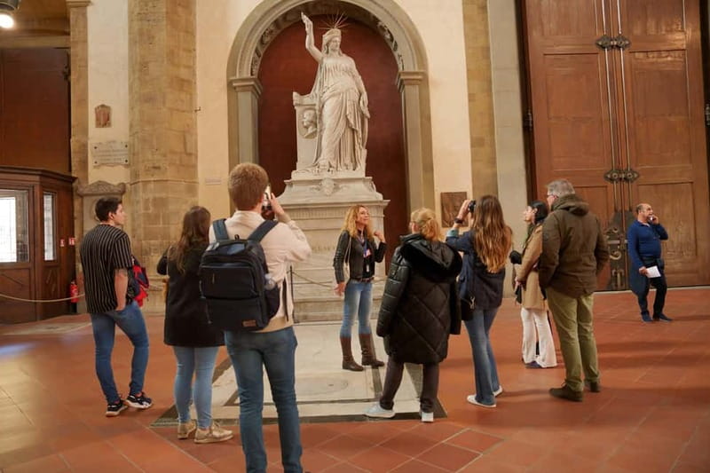 Florence: Santa Croce Church Tour with Entry Ticket - The tombs of Michelangelo, Galileo, Machiavelli, and Dante