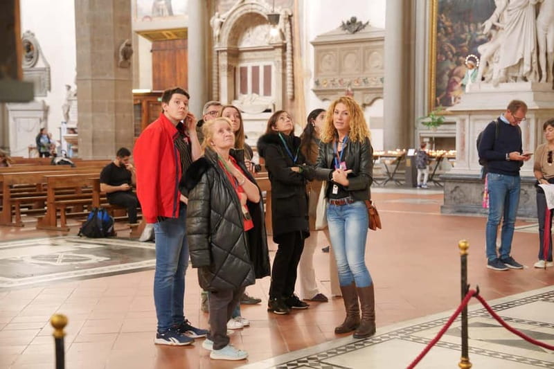 Florence: Santa Croce Church Tour with Entry Ticket - Crypt, bell tower, and the 16 chapels