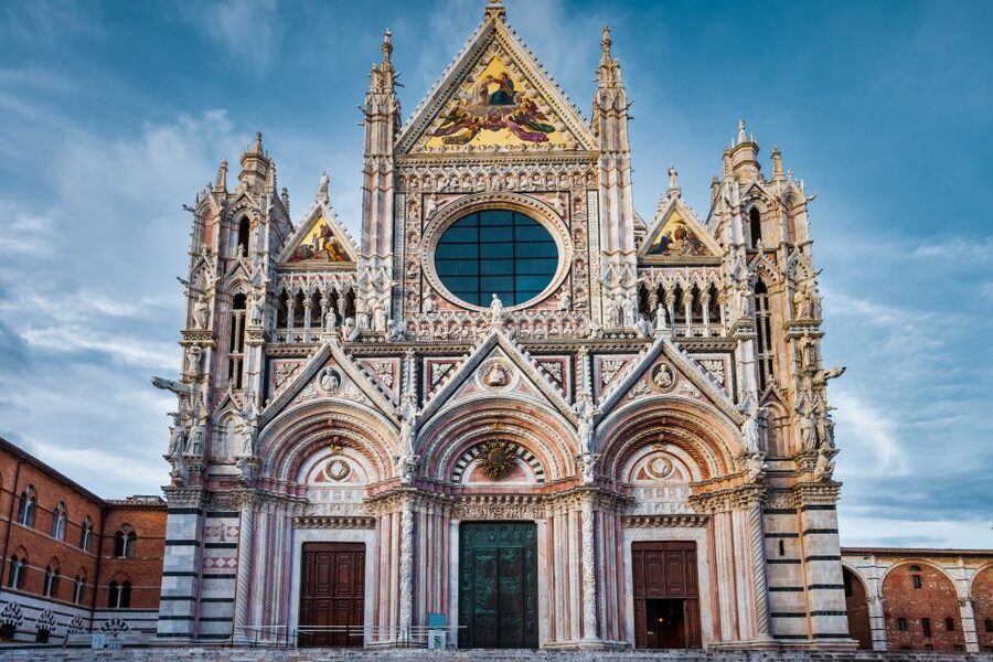 Florence: Siena San Gimignano Private Day Tour by Deluxe Car - Siena: three hours around Campo Square and the Duomo