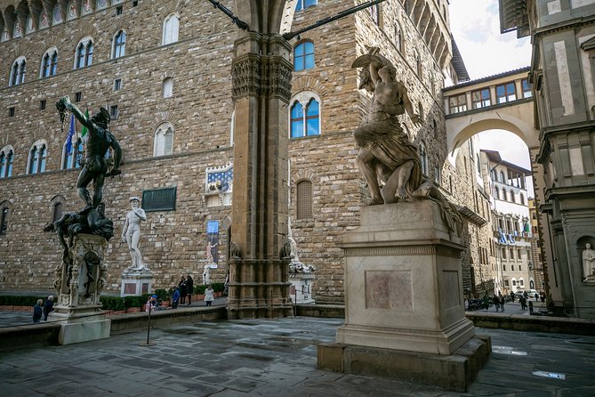 Florence Sightseeing Walking Tour with a Local Guide - How the Guides Shape the Walk
