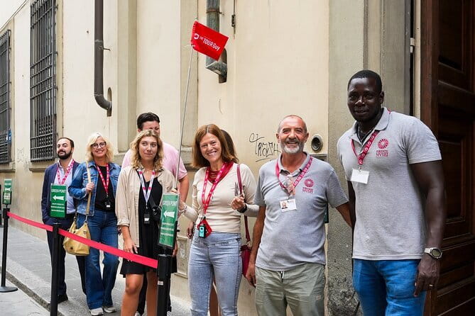 Florence: Skip the Line Duomo Express Tour - Inside Santa Maria del Fiore in about 19 minutes