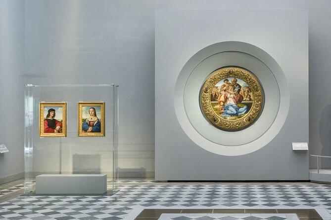 Florence: Skip-the-Line Uffizi & Accademia Tour - Small groups, headsets, and the guide experience