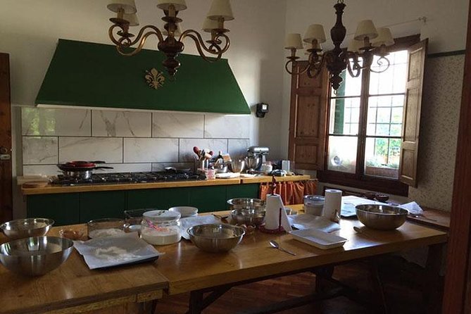 Florence Small-Group Pasta Class with Seasonal Ingredients - Getting to Via Romana, 41r