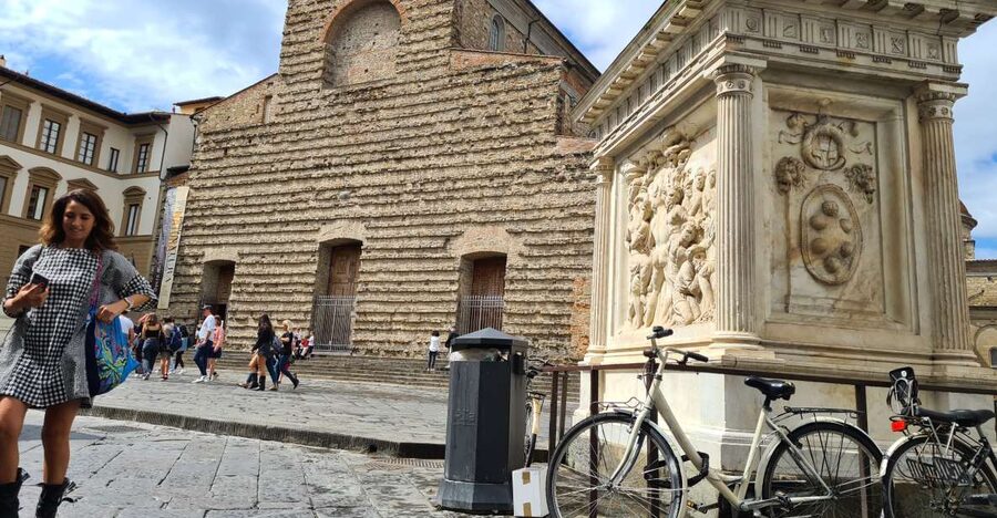 Florence: Smartphone self guided Tour - Piazza della Signoria and the Loggia della Signoria