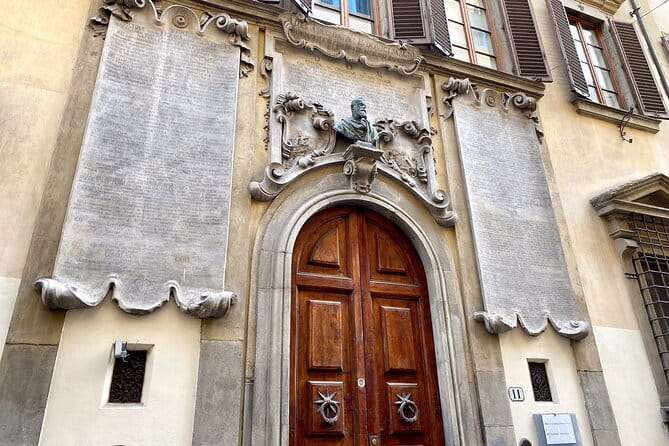 Florence: Street Food Tour and Sightseeing with Local Expert Guide in 2.5 hours - Starting near Piazza dell’Unità Italiana at 11:00