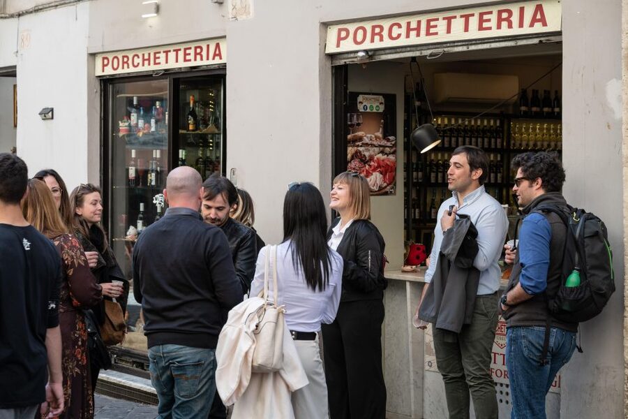 Florence Street Food Tour: Central Market & Duomo Area - What the guides add to the experience