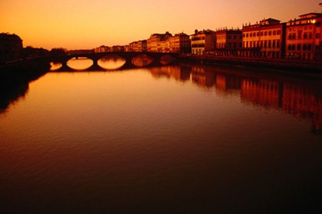 Florence: Sunset Sightseeing Tour and Wine Tasting - Who should book this evening walk?