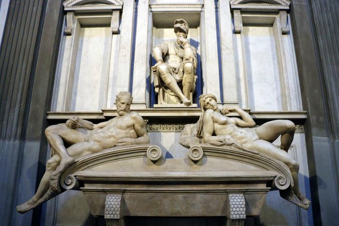 Florence - The Medici's Private Walking Tour - Palazzo Pitti: the grand finish across the Arno