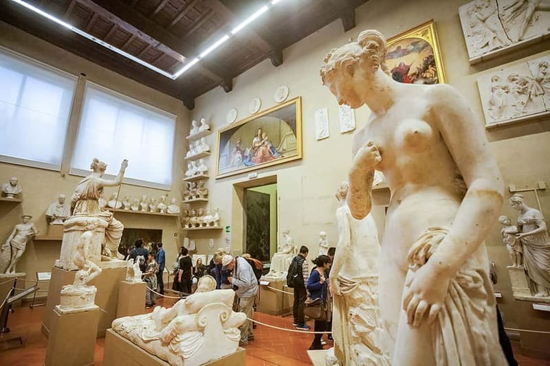 Florence: Timed Entrance Ticket to Michelangelo’s David - Using the digital audio guide