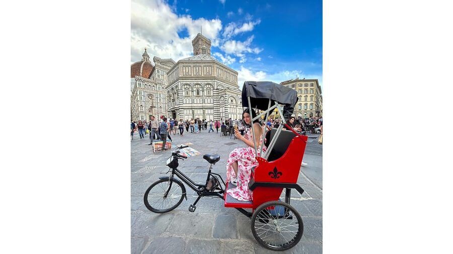 Florence: Tour of Florence by rickshaw - The drivers and language choices