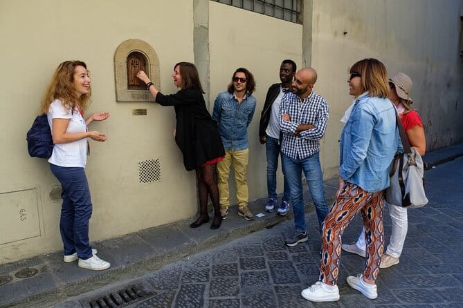 Florence Treasures and Tastes Walking Tour for Small Groups or Private - Why this Florence walk works as a first look