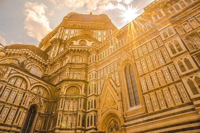 Florence Treasures and Tastes Walking Tour for Small Groups or Private - What the guide adds to the experience