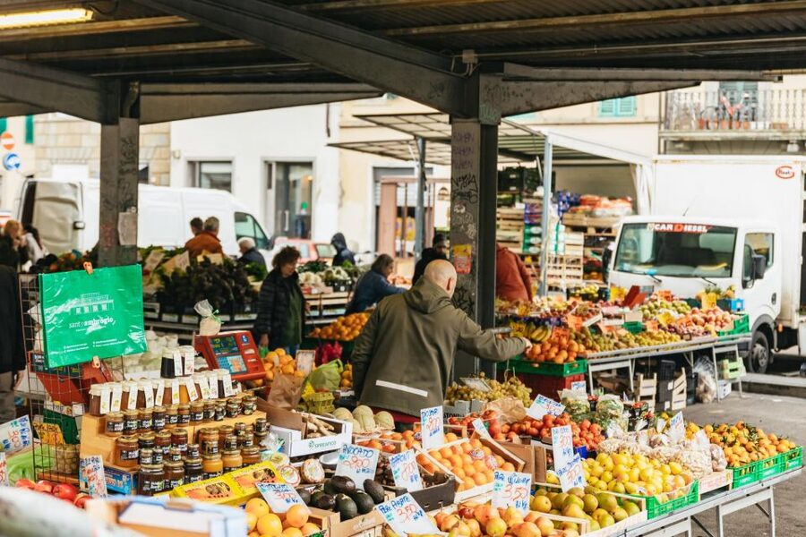 Florence: Tuscan Food and Wine Guided Walking Tour - All’Antico Vinaio and the famous schiacciata