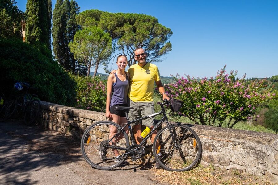 Florence: Tuscany Bike Tour with Wine & Olive Oil - Guides make the difference
