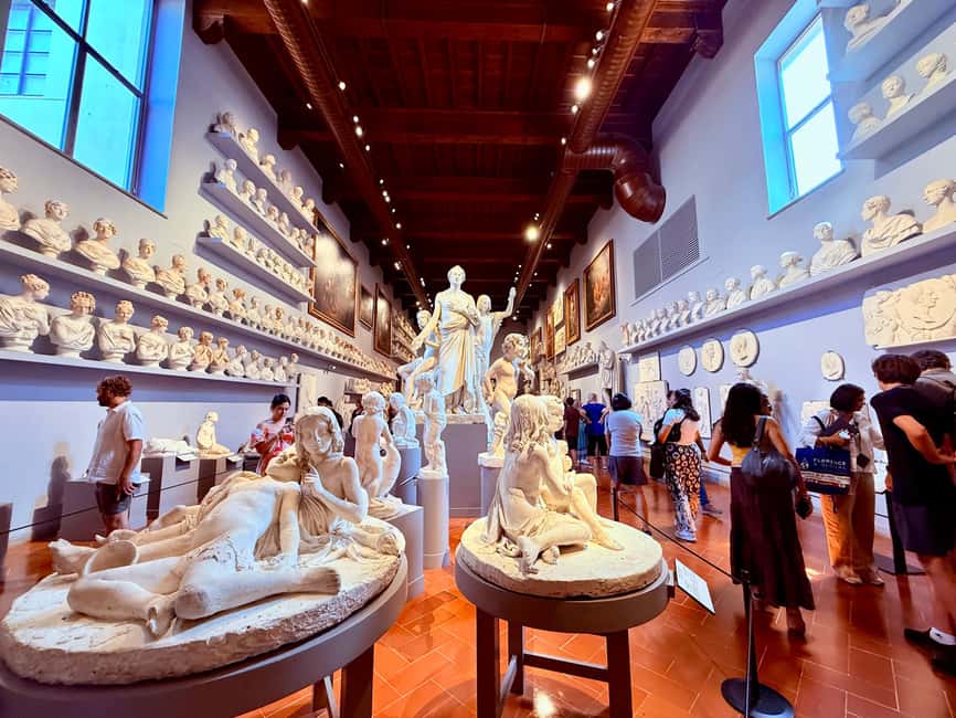 Florence: Uffizi & Accademia Small Group Walking Tour - Duomo Square and Brunelleschi’s great dome