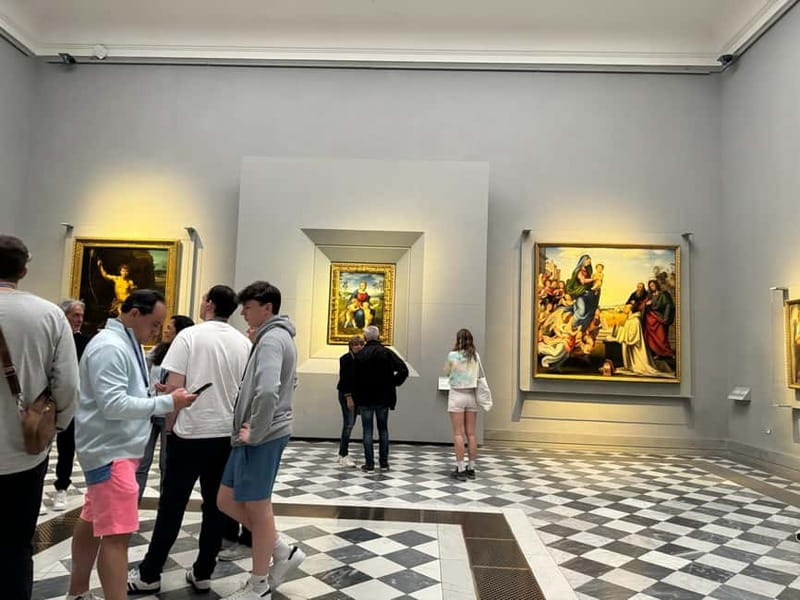 Florence: Uffizi Gallery Fast-Track Ticket - First rooms: Giotto, Fra Angelico, and the early masters