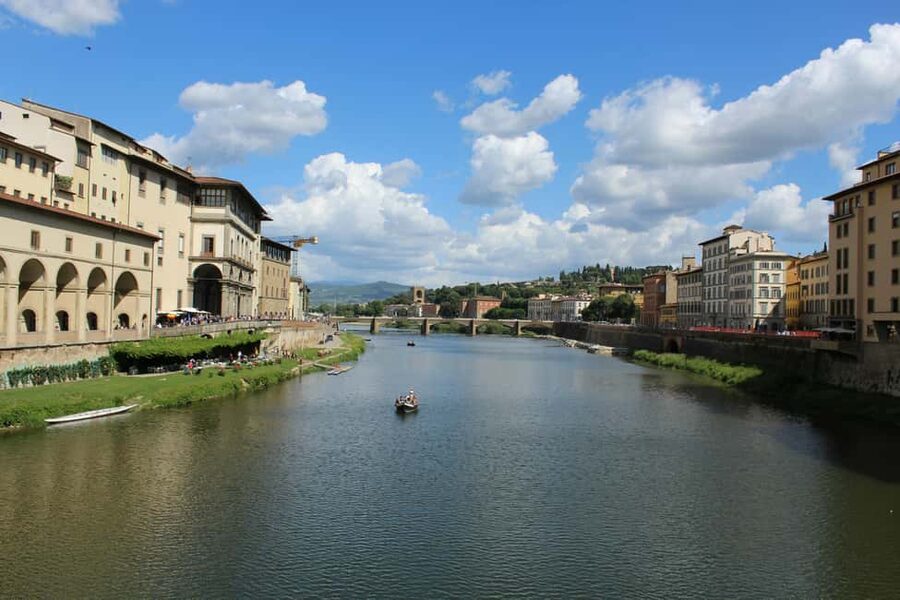 Florence: Uffizi Gallery Guided Tour - Raphael and Titian bring a softer balance