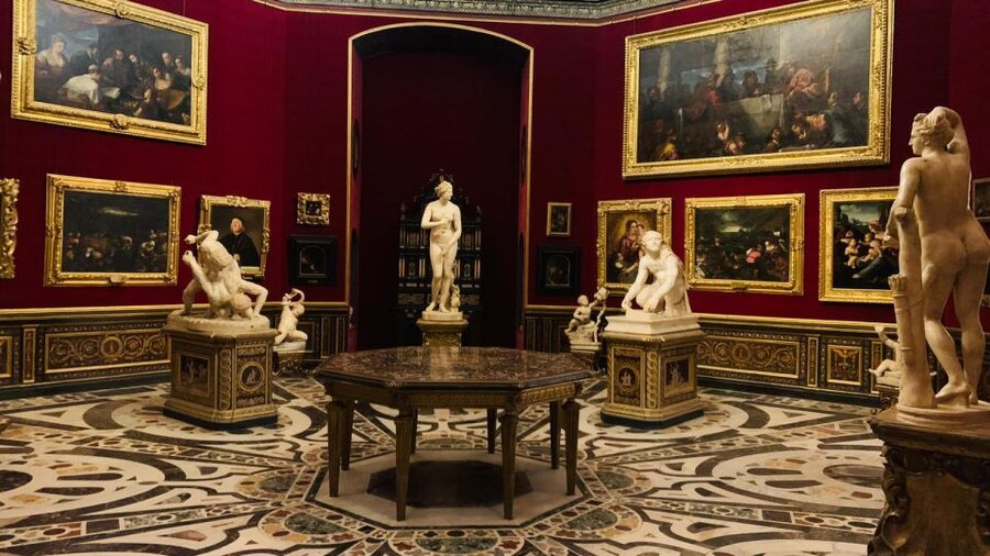 Florence: Uffizi Gallery Guided Tour w/ Skip-the-Line Entry - Pace, crowds, and what you may miss