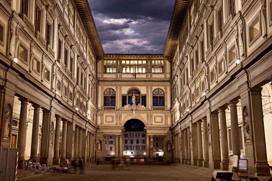 Florence: Uffizi Gallery Master Class Skip-the-Line Tour - The Medici story behind Florence’s Renaissance