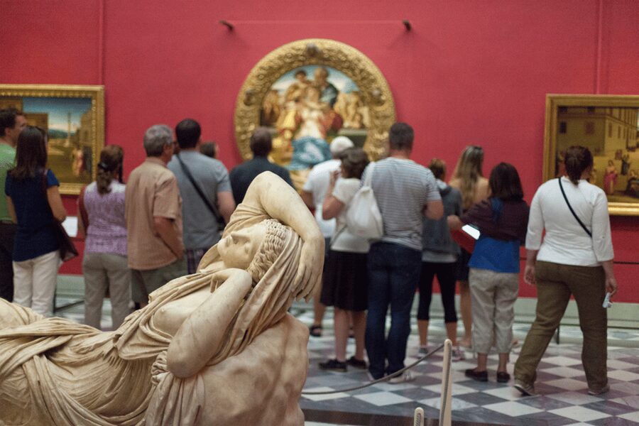 Florence Uffizi Gallery & Medici Vasari Corridor Guided Tour - Entering the Vasari Corridor
