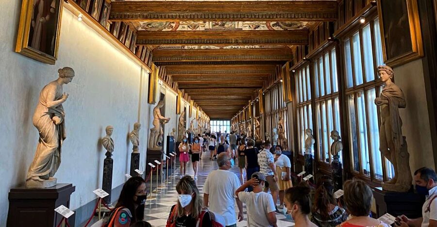 Florence: Uffizi Gallery Priority Ticket & Small-Group Tour - Why the Uffizi needs a guide