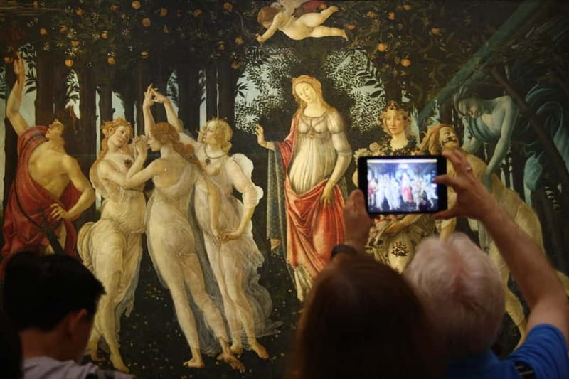 Florence: Uffizi Gallery Skip-the-line Ticket with escort - Entering Vasari’s former offices